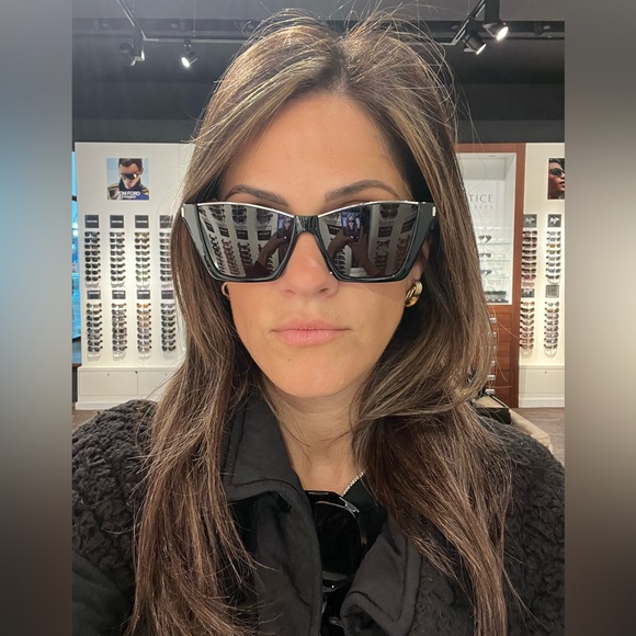 SOLD - Picture 2 of 8